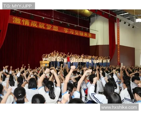 足球小神的传奇之路如何改变了年轻球员的梦想与未来